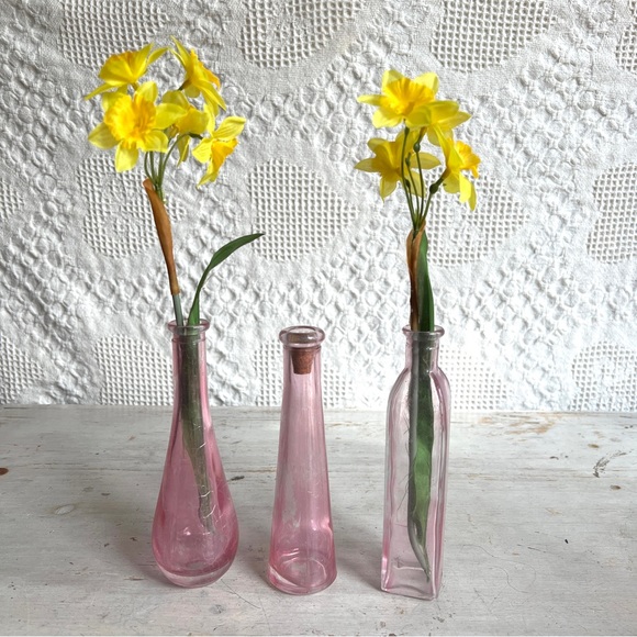 70s VINTAGE PINK Glass Bottles/Party Decor Wedding Birthday-Showers $29 each - Picture 1 of 4